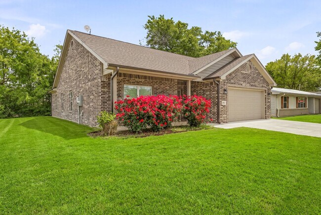 Foto del edificio - 191 Davis Ave