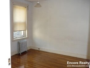 Building Photo - 237 Freeman St