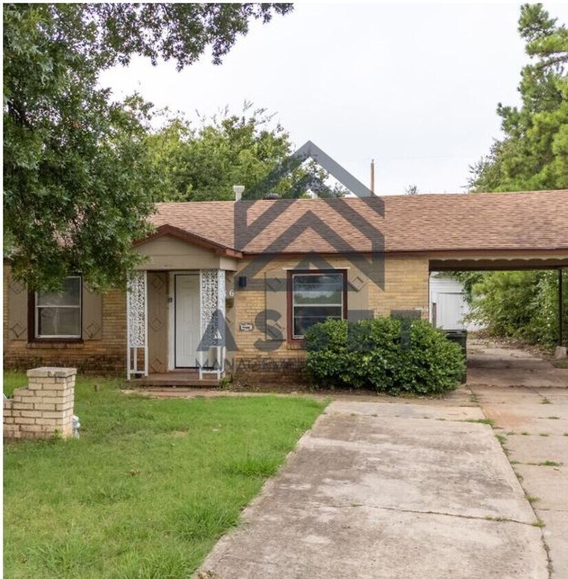 Foto principal - 3 Bedroom Rent to Own Home Available!