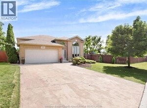 Building Photo - 569 Sarah Ct