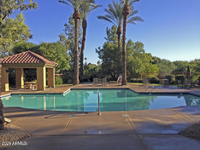 Foto del edificio - 4925 E Desert Cove Ave