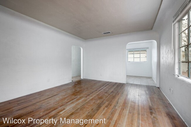 Building Photo - 2 br, 1 bath House - 503 N. Wall Ave (Unit...