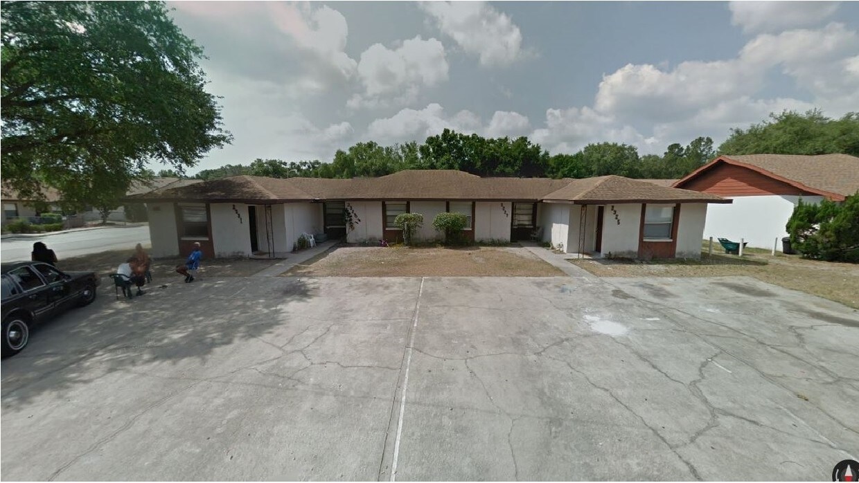Building Photo - 2325 Crystal Park N