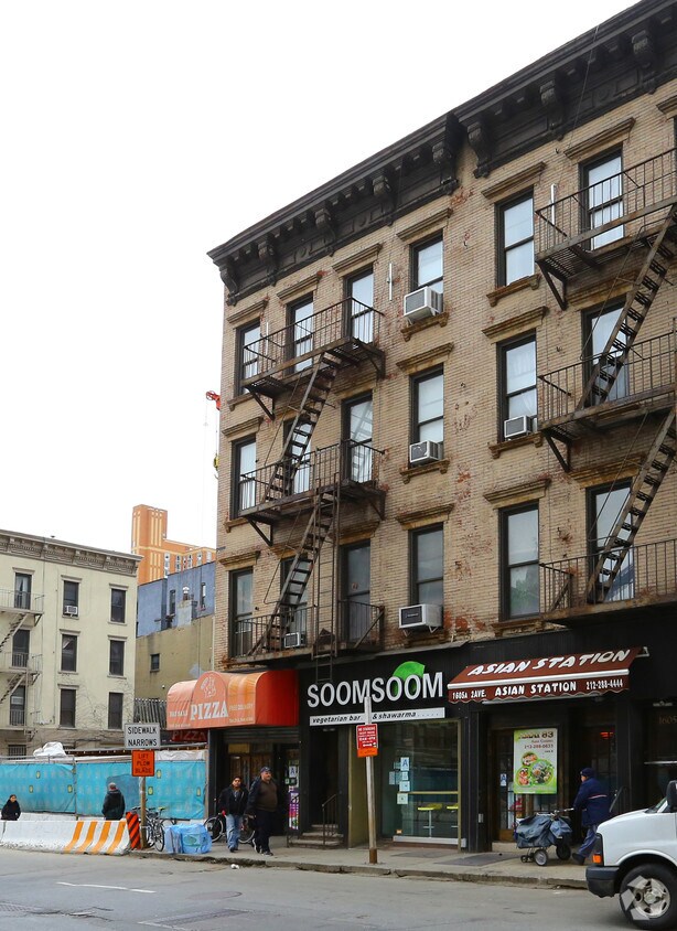 Primary Photo - 1603 2nd Ave