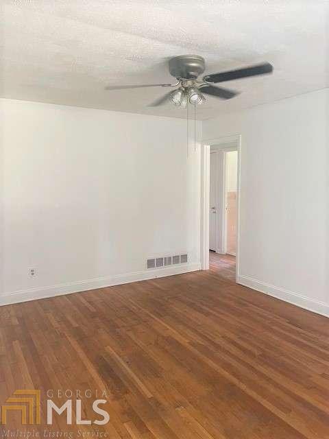 Foto del edificio - 261 Palms Ln SW
