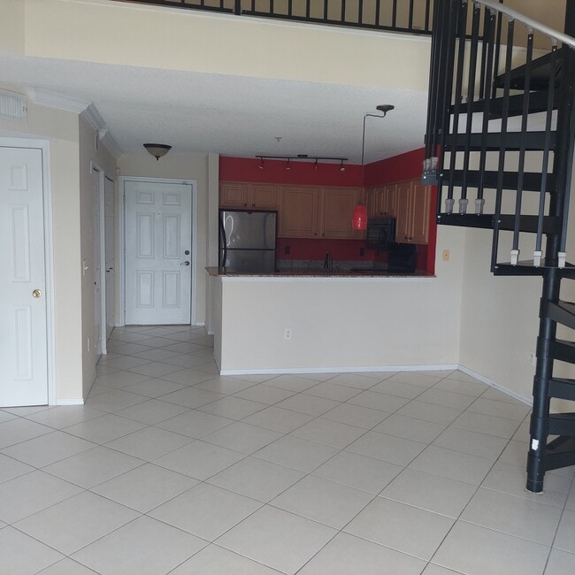 Building Photo - 2400 Feather Sound Dr
