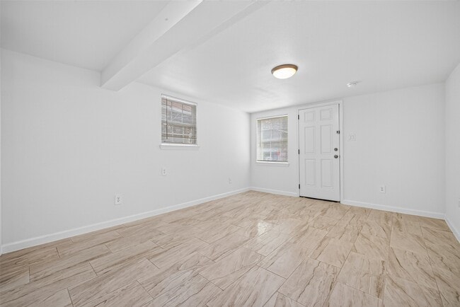 Building Photo - 4901 Stimson St