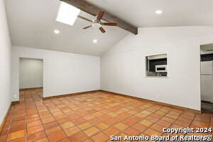 Building Photo - 8710 Tamarind St
