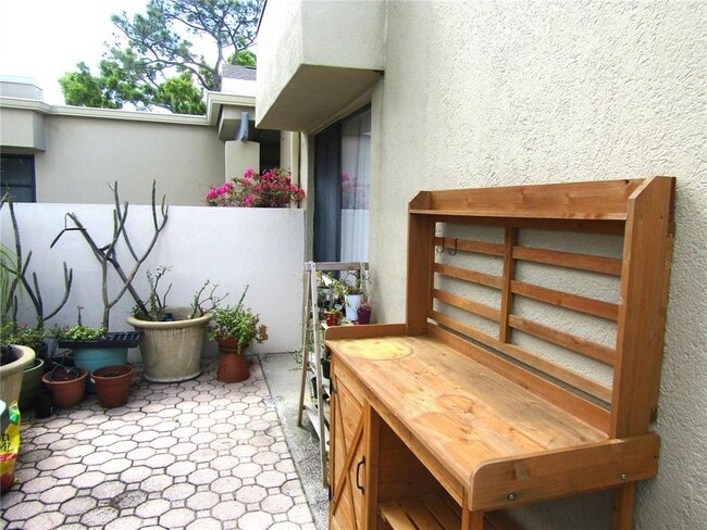 Building Photo - 2405 Crispin Ct