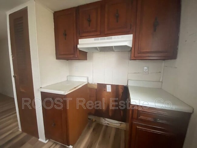 Foto del edificio - 25 Jamestown Rd