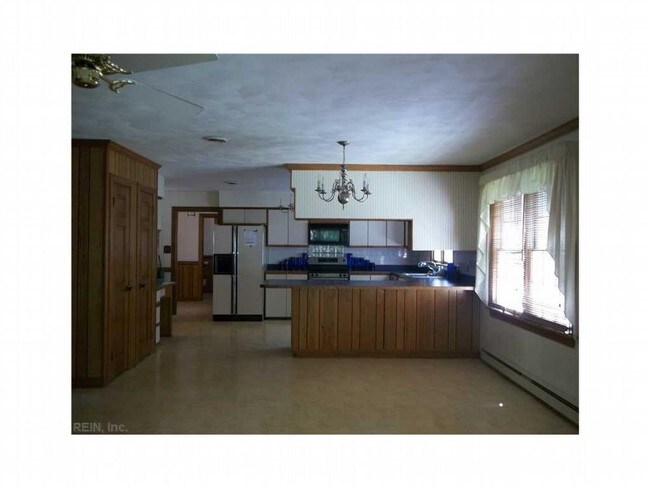 Building Photo - 1403 Hickman Dr
