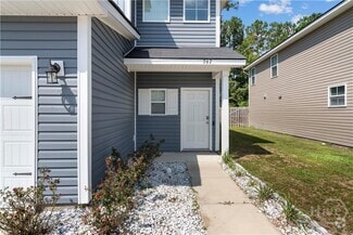 Building Photo - 767 Fairview Cir