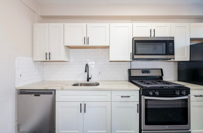 Foto del edificio - 5616 Pershing Ave