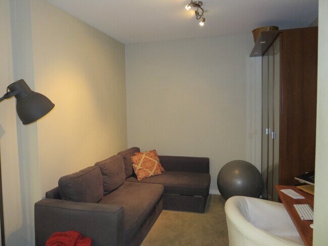 Building Photo - Beautiful Playa Vista Living Near The Beach!
