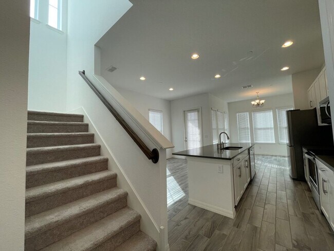 Foto del edificio - 191 Sun Palm Ln