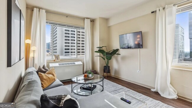 Foto del edificio - 710 Peachtree St NE