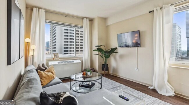 Foto del edificio - 710 Peachtree St NE