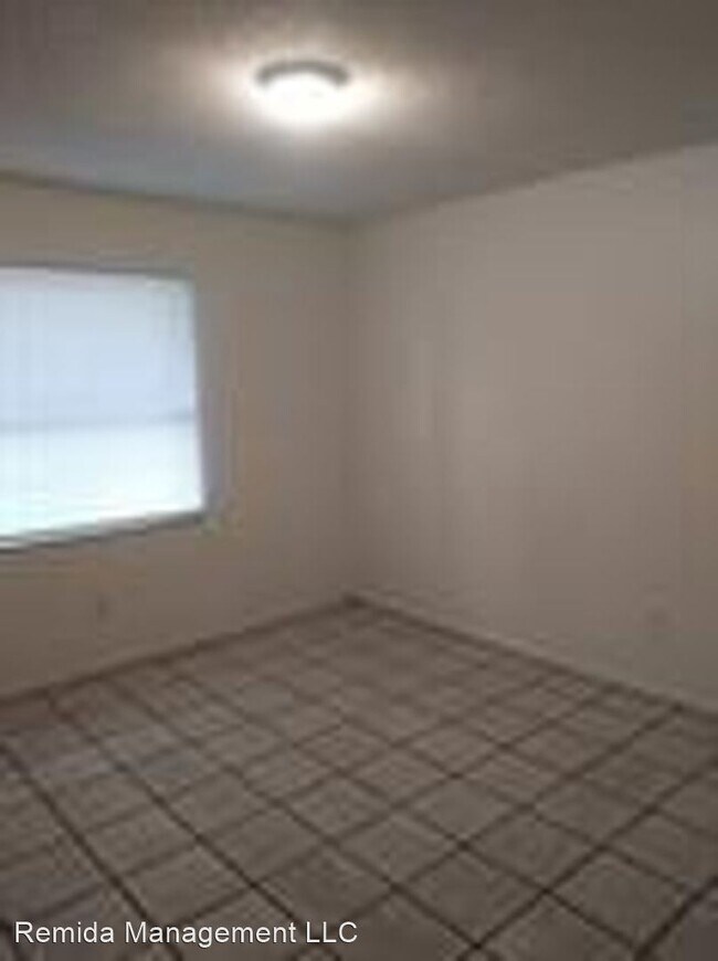 Foto del edificio - 114 N Pearl St
