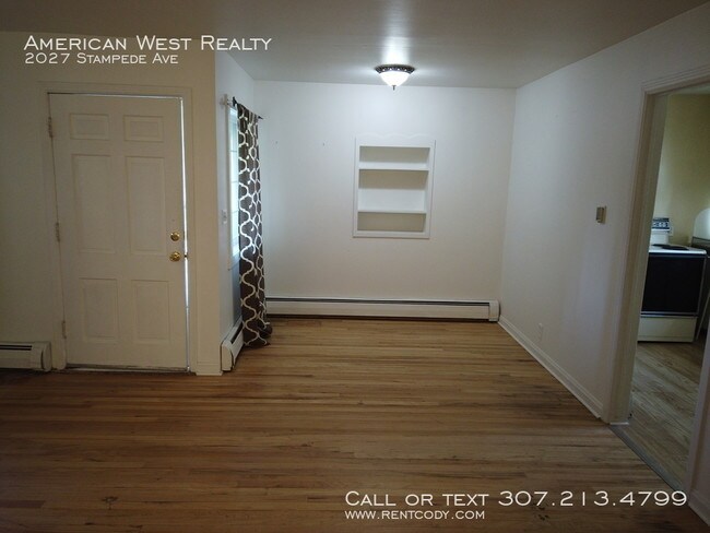 Building Photo - 2bed/2bath home