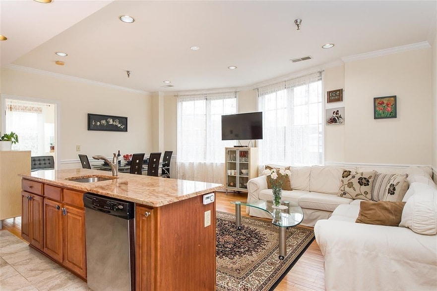 530 Madison Street Unit 2C - Condo for Rent in Hoboken, NJ | Apartments.com