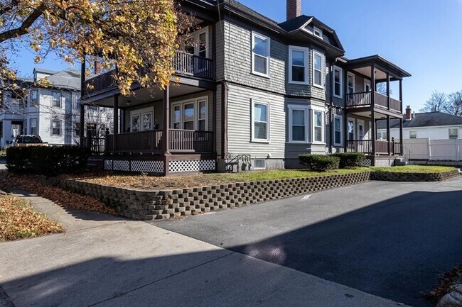 Building Photo - 11 Faxon St