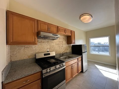 Foto del edificio - 631 Coronado Ter