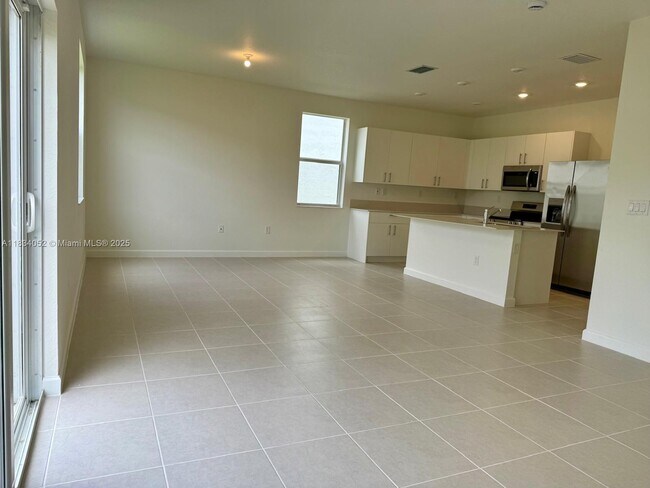 Foto del edificio - 2659 SE 24th Dr
