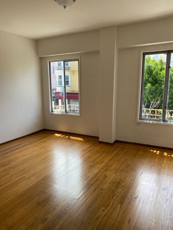 Foto del edificio - 1208 Powell St