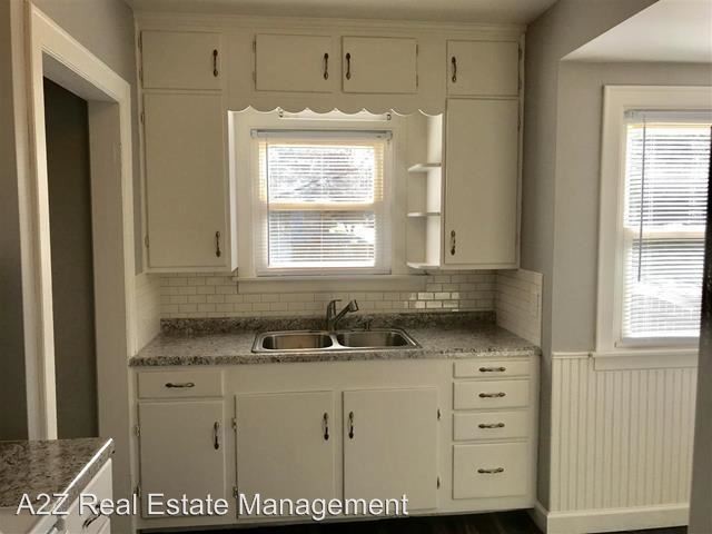 Building Photo - 1212 27th St