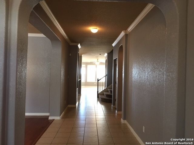 Building Photo - 618 Lorimor Ct