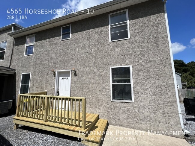 Building Photo - Spacious 2 Bedroom 2 Story Home