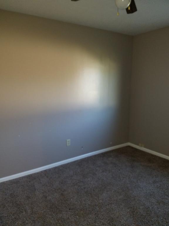 Building Photo - 731 Villa Park Ct