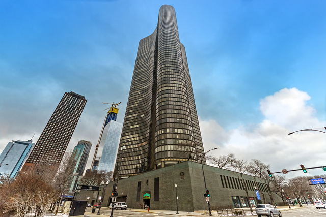 Primary Photo - 505 N Lake Shore Dr