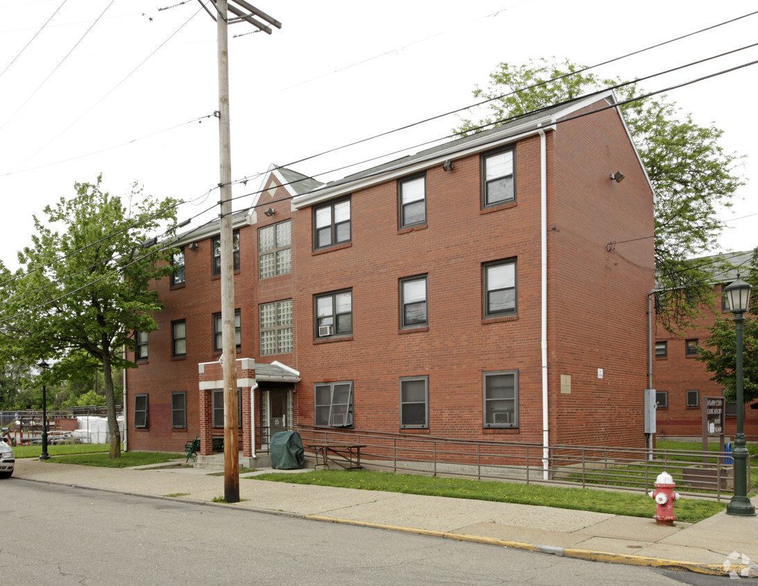 Hays Manor - Apartments in Mc Kees Rocks, PA | Apartments.com