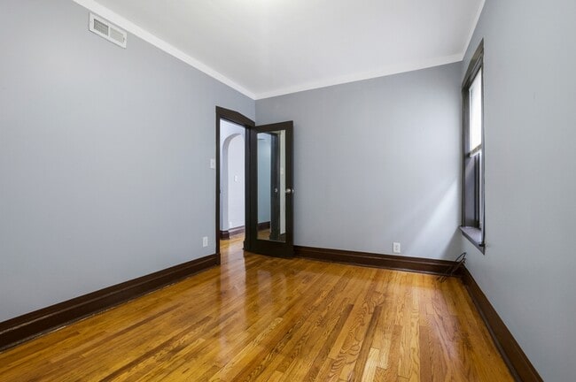 Building Photo - 8243 S Sangamon St