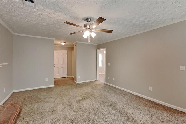 Foto del edificio - 1311 Bustling Ln SW