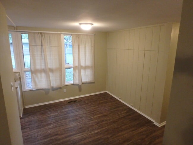 Foto del edificio - 1419 SW Caledon St