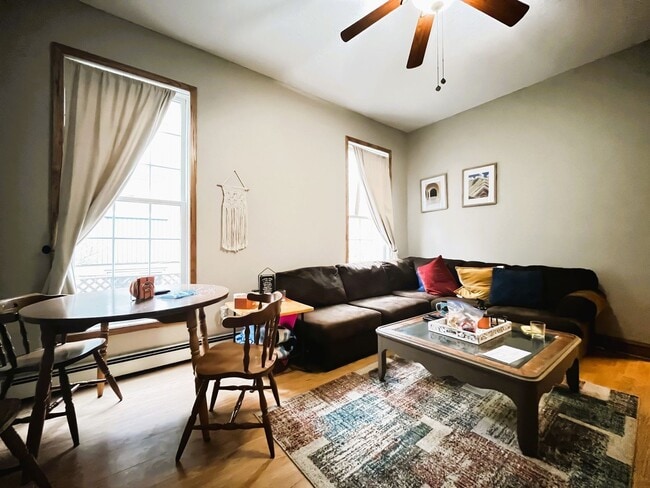 Foto del edificio - 1092 18th Ave SE