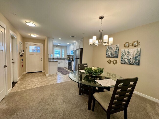 Foto del edificio - Adorable Townhome in Placerville Available...