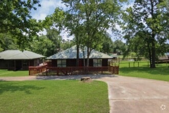 Building Photo - 42 Hunters Creek Dr