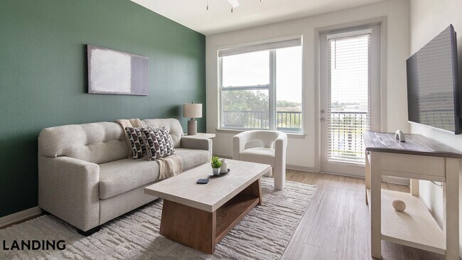 Foto del edificio - 7311 Baymeadows Way