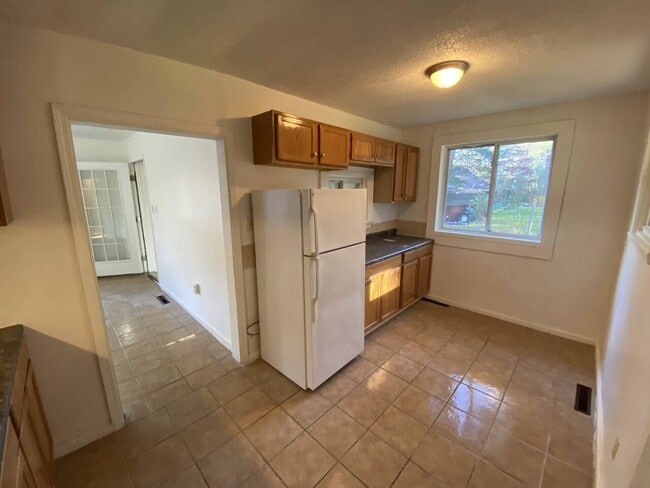 Building Photo - Cordial Cottage 136