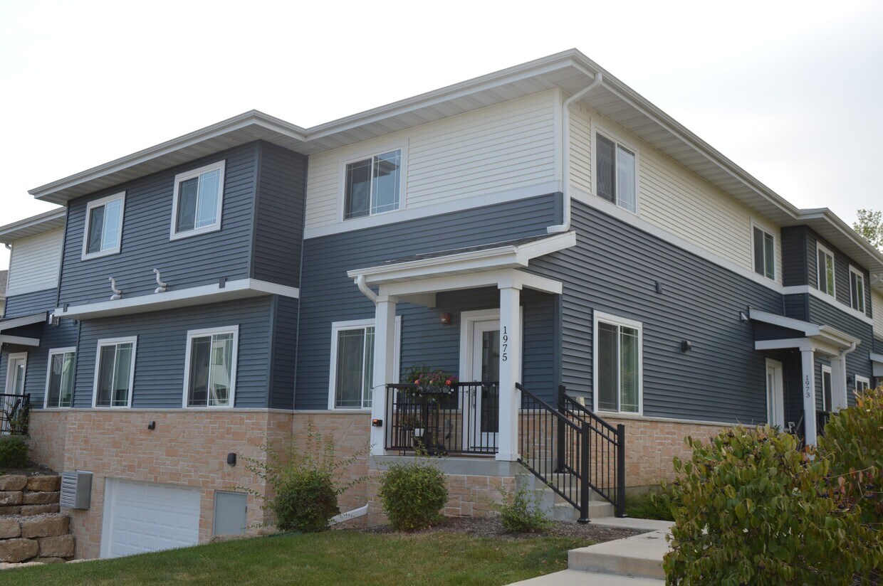1975 N Windsor Ave Unit 1975, Cottage Grove, WI 53527 Condo for Rent