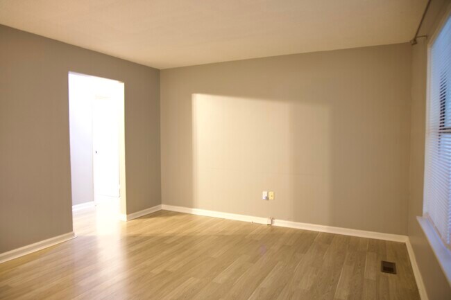 Foto del edificio - 3701 Stephens Rd NE