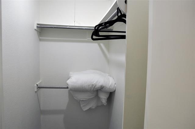 Foto del edificio - 2351 Private Rd 7801