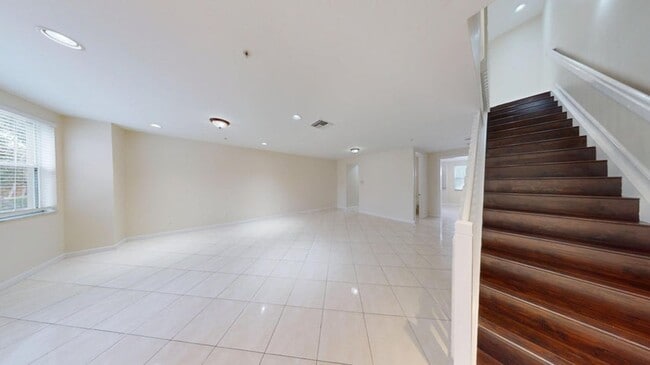 Foto del edificio - 690 Amador Ln