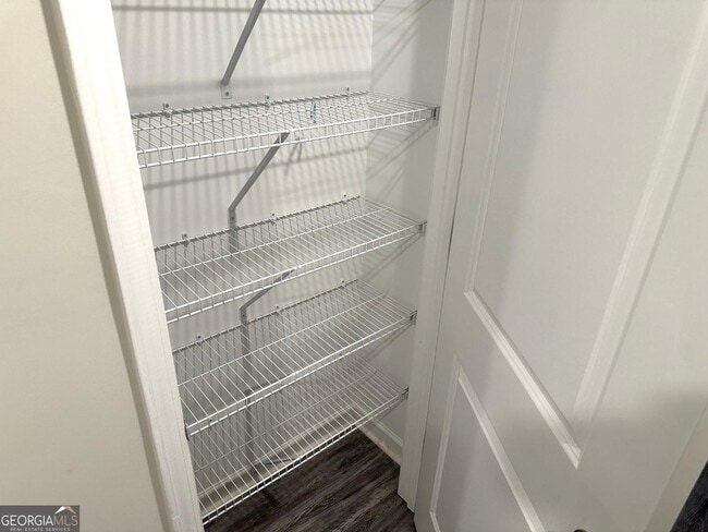 Foto del edificio - 7162 Gotland St