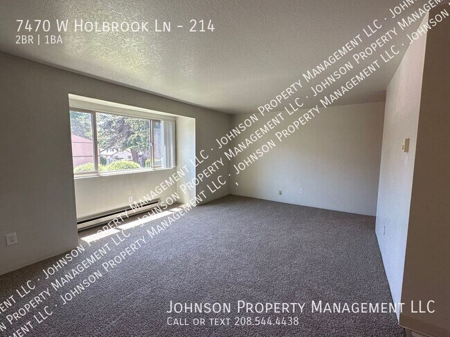 Foto del edificio - 7470 W Holbrook Ln
