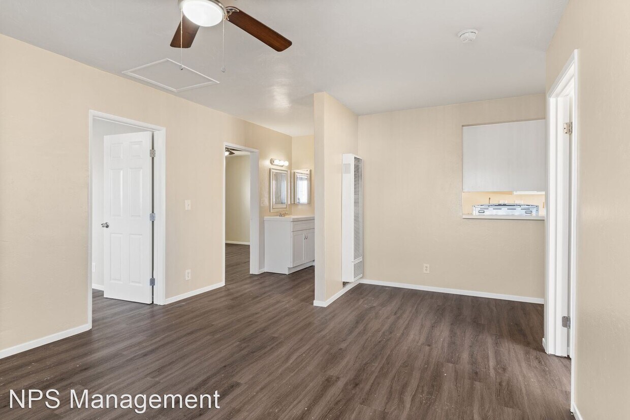 Primary Photo - 3 br, 1 bath Apartment - 811 Gardenia Aven...