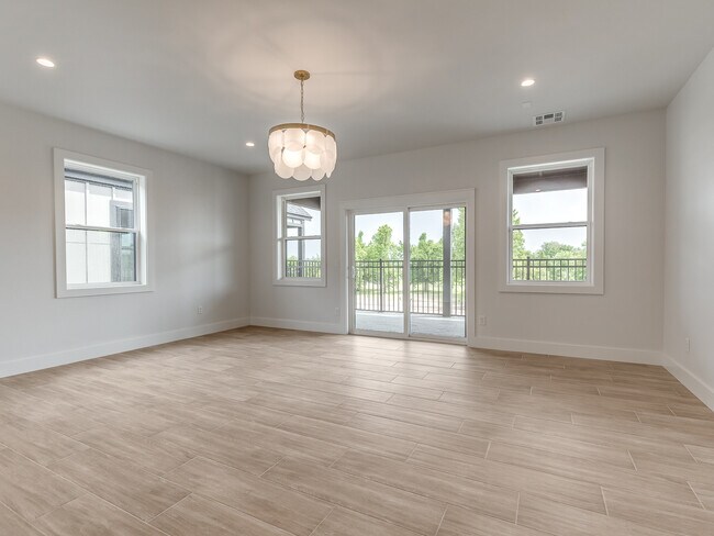Foto del edificio - 317 SW 13th St